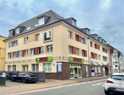 1 - Laden/Einzelhandel mieten in Hameln - METEOR IMMOBILIEN : Attraktive, moderne Laden- oder Bürofläche