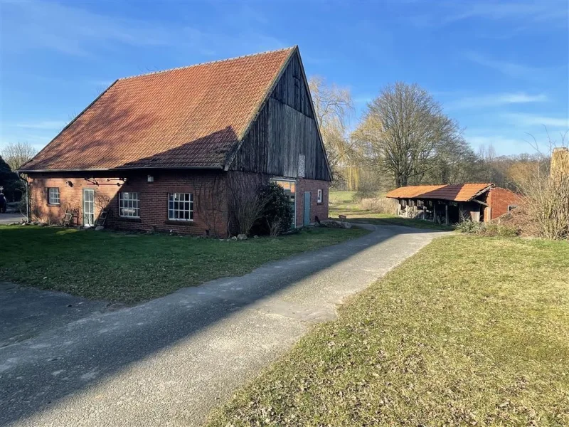 Blick Richtung Norden, am "Hofcafé" vorbei