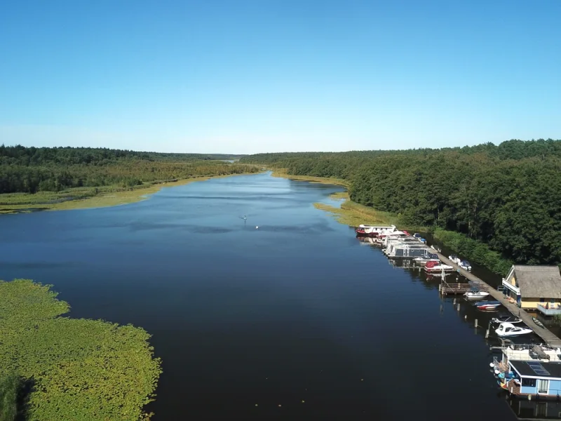 Granzower See und kleine Marina