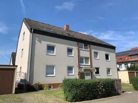Bild1 - Wohnung kaufen in Peine - Peine OT Stederdorf / Attraktive 3-Zimmer-Eigentumswohnung mit Loggia, Keller und Garage