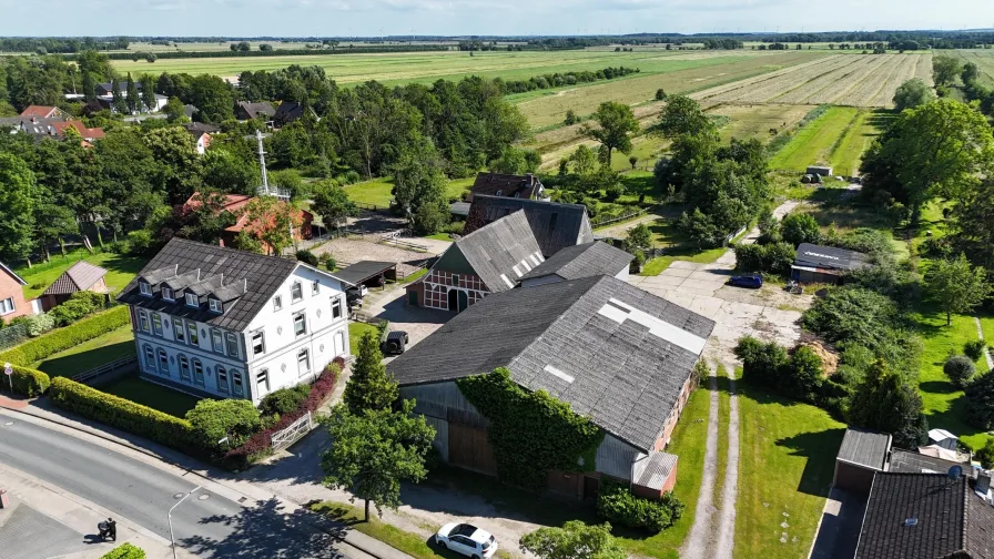 DJI_20240624165307_0058_D - Haus kaufen in Cuxhaven - Traumhafter Resthof mit Einfamilienhaus und Pferdehaltungsmöglichkeiten