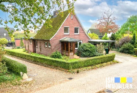 Außenansicht - Haus kaufen in Buxtehude - Einfamilienhaus mit Einliegerwohnung in gesuchter Lage von Buxtehude Ottensen