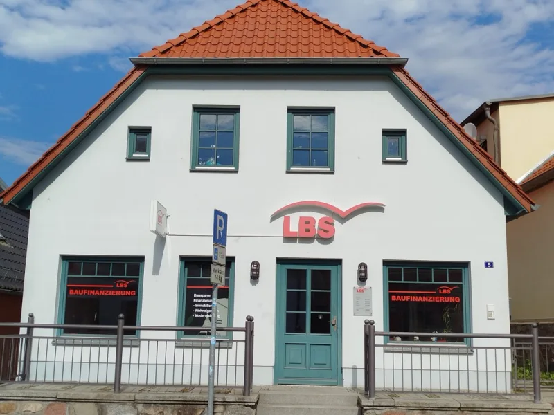  - Büro/Praxis mieten in Bergen auf Rügen - Barrierefreie Bürofläche im Zentrum von Bergen auf Rügen!