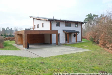 Ansicht Haustür - Haus kaufen in Hanstedt OT Weihe - Schickes modernes Landhaus mit zwei Vollgeschossen!