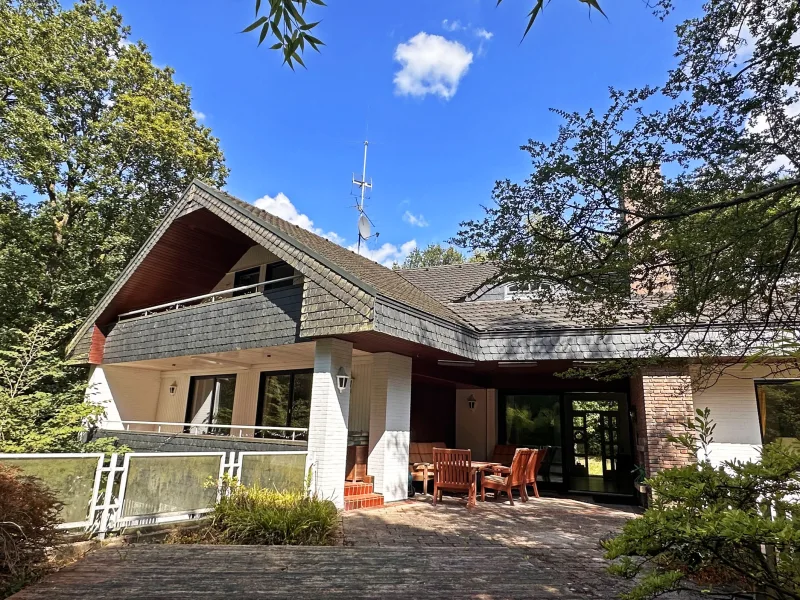  - Haus kaufen in Rosengarten - Landhausvilla zum Wachküssen in begehrter Lage von Rosengarten