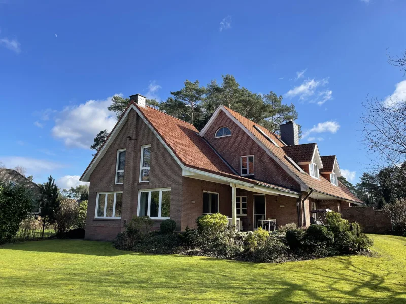 Viel Platz für Träume... - Haus mieten in Buchholz / Holm-Seppensen - Exklusive Haushälfte auf Traumgrundstück