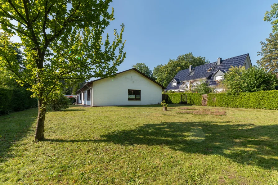 Garten - Haus mieten in Buchholz - Das Familiendomizil - viel Platz und großem Garten