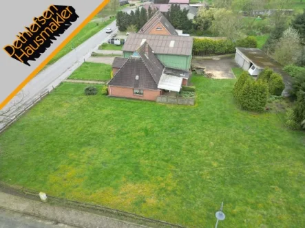  - Grundstück kaufen in Hemmingstedt - Baugrundstück mit Altbestand in ruhiger Lage im Nahbereich von Heide, Kreis Dithmarschen