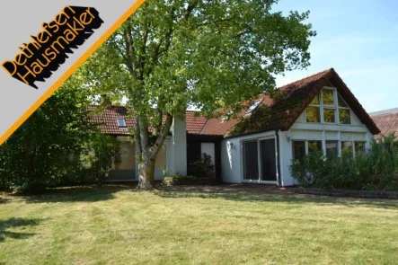  - Haus kaufen in Wöhrden OT Ketelsbüttel - Individueller Landsitz mit 3-fach Garage u. altem Baumbestand/Gartenteich in Nordseenähe bei Büsum