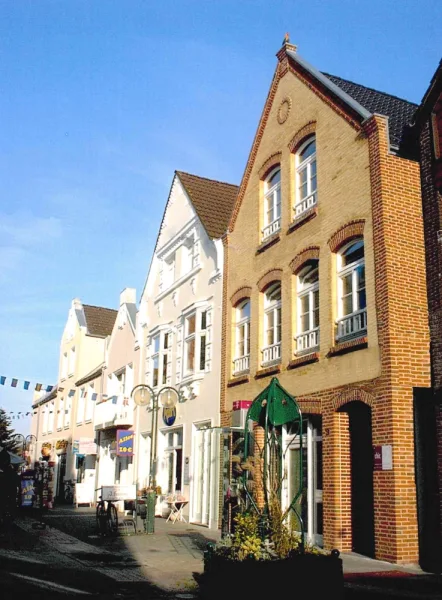  - Büro/Praxis mieten in Heide - Top Bürofläche im 1. Obergeschoss in der Fußgängerzone „Süderstraße“ in Heide, Kreis Dithmarschen