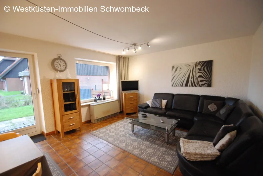 Wohn- und Esszimmer Whg. EG - Zinshaus/Renditeobjekt kaufen in Friedrichskoog - Reserviert! Sehr gepflegtes Ferienhaus (DHH) mit 2 Eigentumswohnungen in Deichlage!