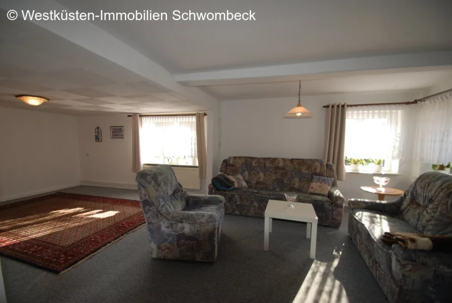 Wohn- und Esszimmer 