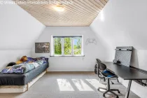 Schlafzimmer DG