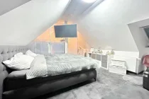 Schlafzimmer mit Ankleide