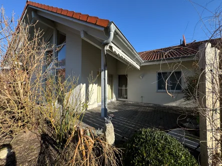 Terrasse - Haus kaufen in Stade - SOLIDES NIEDRIGENERGIEHAUS IN HOLZRAHMENBAUWEISE