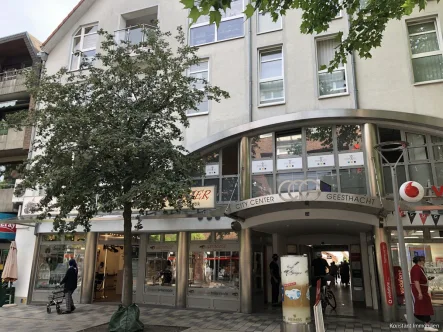 Außenansicht  - Wohnung mieten in Geesthacht - Gemütliche 2-Zimmer Wohnung mit Dachterrasse in zentraler Lage von Geesthacht