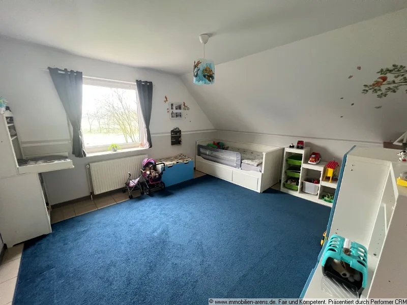 Kinderzimmer im OG