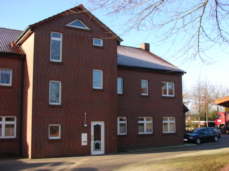 Aussenansicht - Wohnung mieten in Edewecht - Wohnung im Stadtzentrum von Edewecht mit Dachterrasse!