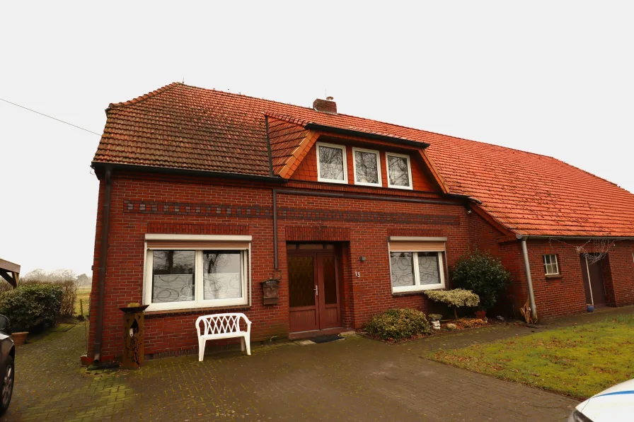 Außenansicht - Haus mieten in Westerstede - Einfamilienhaus mit Charme in Westerstede-Felde!