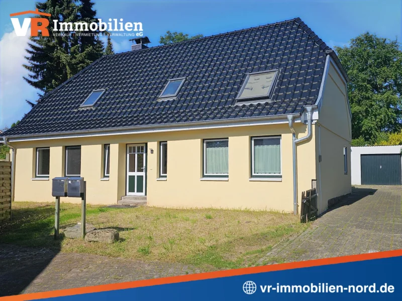 Immobilie mit zwei Wohneinheiten - Haus kaufen in Hanerau-Hademarschen - Wohnen und vermieten: Energetisch saniertes Haus mit 2 separaten Wohneinheiten