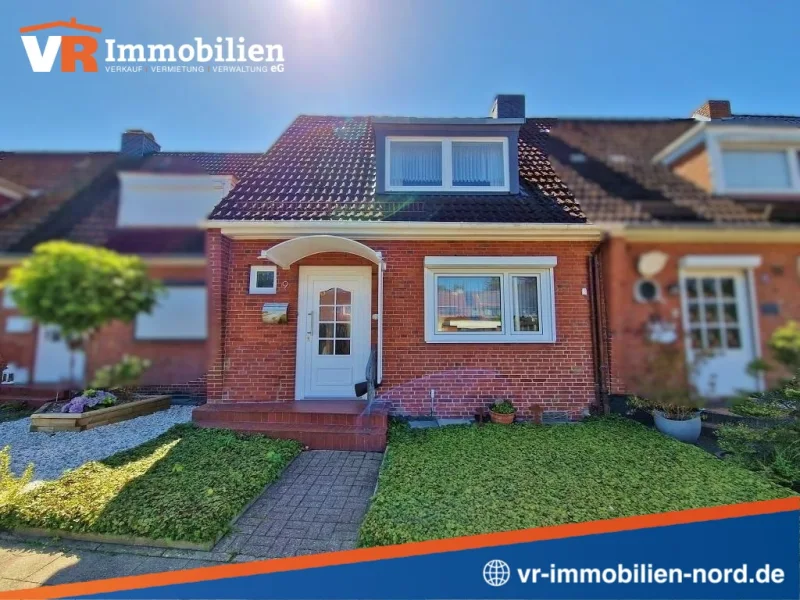 Straßenansicht auf die Immobilie - Haus kaufen in Husum - Ein kleiner, feiner Traum vom eigenen Zuhause