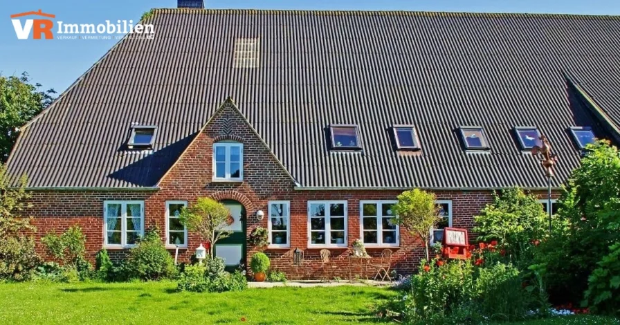 Haus Ostseite - Haus kaufen in Tümlauer Koog - Ferienhof mit 4 Ferienwohnungen 