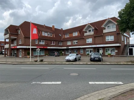 Landhaus "Klecken" - Büro/Praxis mieten in Rosengarten , Kr Harburg - ***TOLLE PRAXISFLÄCHE IN ZENTRALER LAGE VON ROSENGARTEN KLECKEN ZU VERMIETEN***