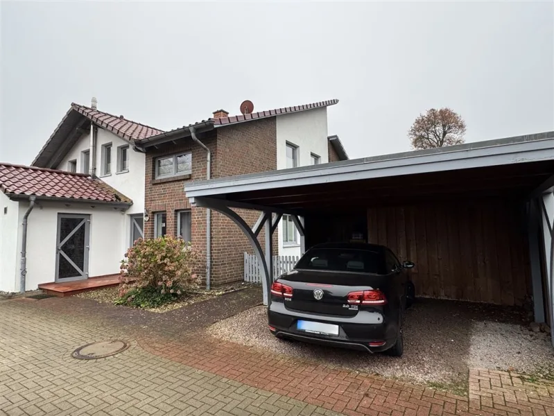 DOHH mit Doppelcarport - Haus kaufen in Rosengarten , Kr Harburg - ***MODERNE DOPPELHAUSHÄLFTE MIT KAMINOFEN UND CARPORT IN ROSENGARTEN SOTTORF ***