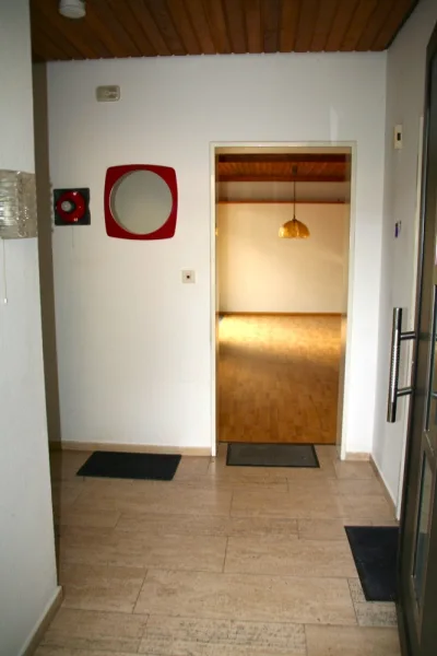 Diele-Zugang-Wohnzimmer-001