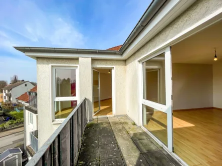 IMG_8341 - Wohnung kaufen in Laatzen / Oesselse - Klasse 3-Zimmer-Wohnung mit Balkon!
