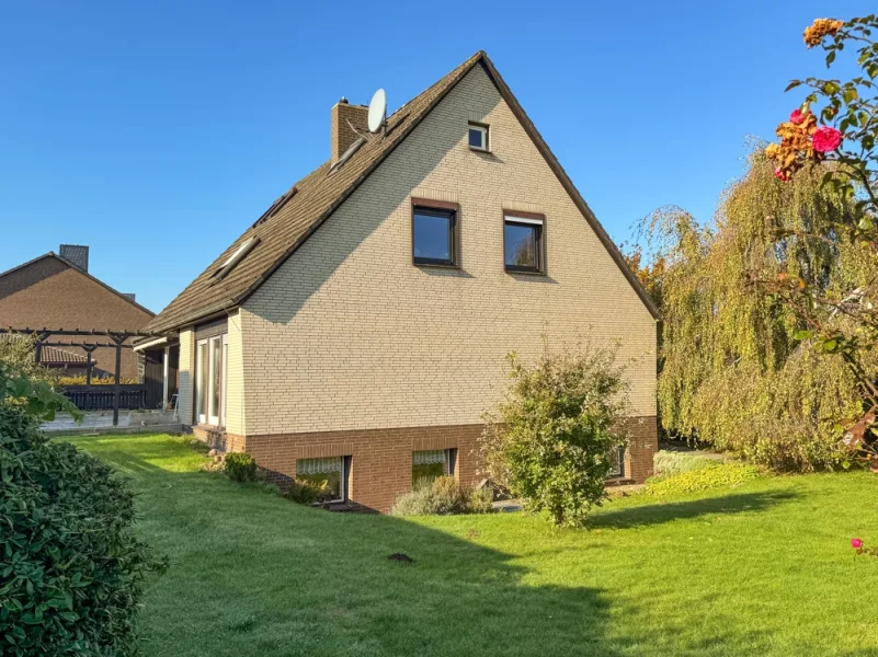  - Haus kaufen in Hemmingen - Einfamilien- oder Mehrgenerationenhaus mit Keller und großem Garten!