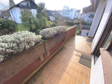Balkon - Wohnung kaufen in Aschaffenburg - Vorfreude auf den Frühling!
