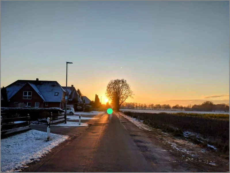 Straße vor dem Haus