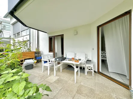 Terrasse - Wohnung kaufen in Filderstadt / Sielmingen - Idyllisch Wohnen: 2-Zimmer-Wohnung mit Terrasse und Gartenanteil!