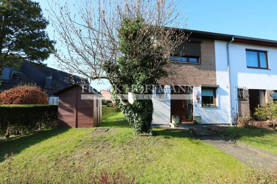V8395 - Haus kaufen in Barsbüttel - Reihenendhaus mit Balkon und Carport in Barsbüttel