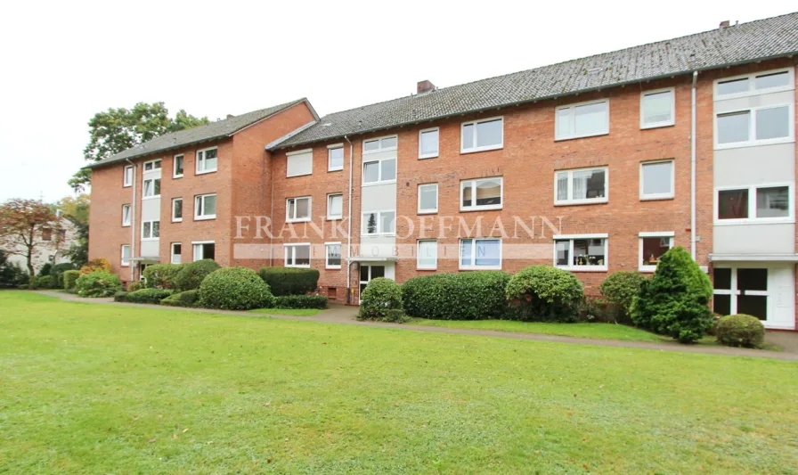 Außenansicht - Wohnung kaufen in Rellingen - 3-Zimmer-Eigentumswohnung mit Balkon in Rellingen