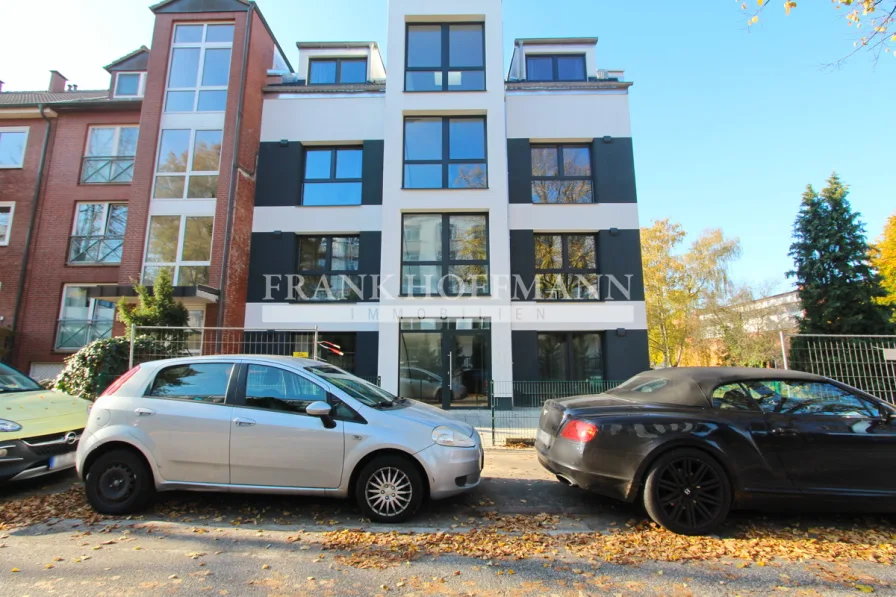 M2356 Titelbild - Wohnung mieten in Hamburg - Modern Living: Voll möbliertes 1-Zimmer-Apartment in zentraler Lage von Wandsbek.