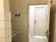 Toiletten im Erdgeschoß