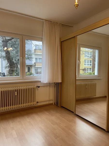Schlafzimmer - Wohnung kaufen in Berlin - ***Gut geschnittene 3 - Zimmerwohnung mit großer Terrasse und Stellplatz***