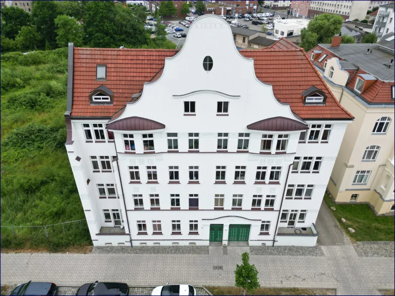 Fassade - Haus kaufen in Stralsund - Provisionsfrei für Käufer! Hohe Rendite-Chancen! Top Flexibilität durch gezielt freie Wohnungen!