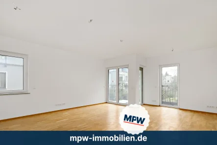 Wohnzimmer - Wohnung kaufen in Berlin - Verkaufsstart - Der perfekte Altersruhesitz