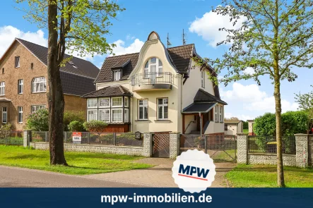 Hausansicht - Haus kaufen in Werneuchen - Ihr neues Zuhause mit Feldblick inklusive
