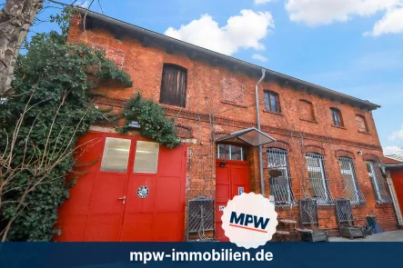 Bürogebäude - Büro/Praxis kaufen in Berlin - Wohnen & Arbeiten vereint: Bungalow mit Büro & Werkstatt