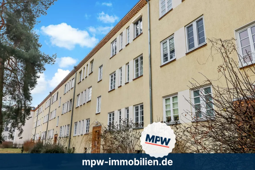 Hausansicht - Wohnung kaufen in Berlin - Wohnen im Westend: Freie Wohnung zum verwirklichen