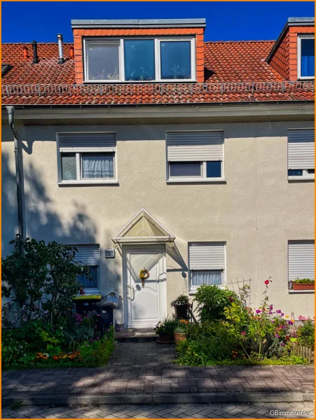 Im Sonnenlicht! - Haus kaufen in Fredersdorf-Vogelsdorf - Reihenhaus in einer Siedlung im grünen Fredersdorf b. Berlin