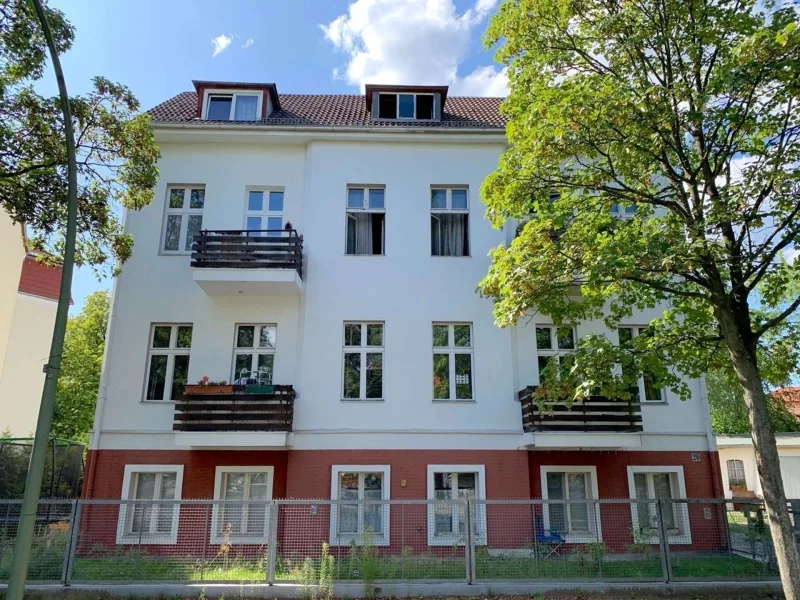 Ansicht - Wohnung mieten in Berlin - Waidmannslust - Modernisierte und gepflegte Zweizimmer-Dachgeschosswohnung