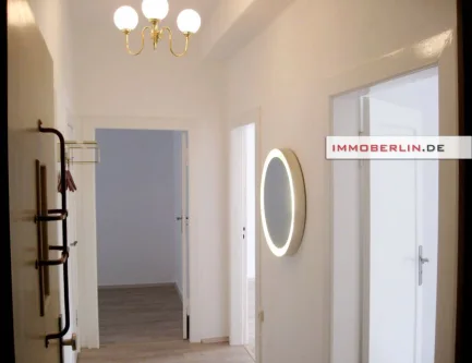 04.JPG - Wohnung kaufen in Berlin - IMMOBERLIN.DE - Helle vermietete Wohnung nahe Olympiastadion – Topinvestment in Westend