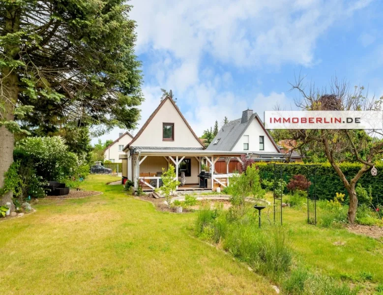 10.jpg - Haus kaufen in Neuenhagen - IMMOBERLIN.DE - Schönes Haus mit frischem Ambiente & Gartenidylle bei der Pferderennbahn Hoppegarten