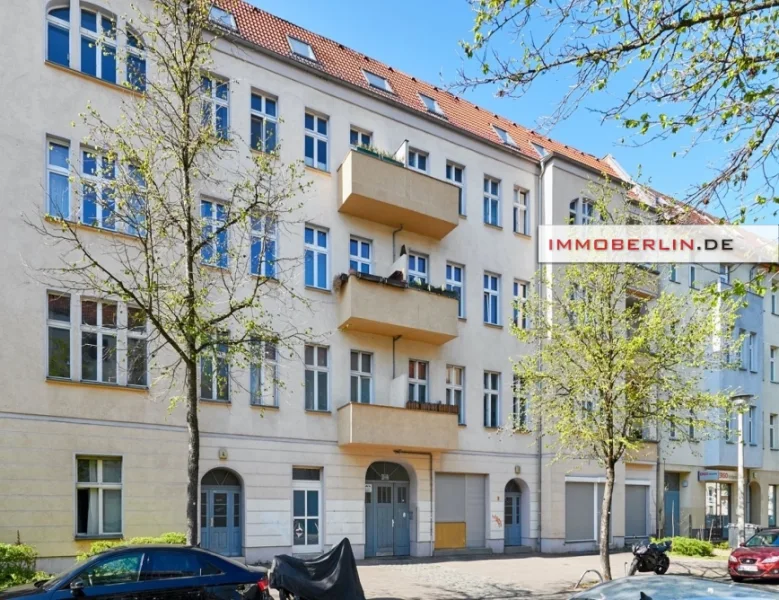 1.jpg - Wohnung kaufen in Berlin - IMMOBERLIN.DE - Ruhige vermietete Altbauwohnung mit Terrasse in beliebter Kiezlage