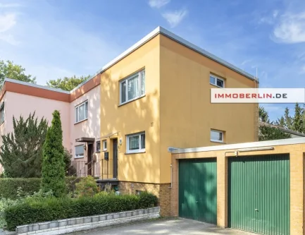 M01.jpg - Haus kaufen in Berlin - IMMOBERLIN.DE - Lichtdurchflutetes Reihenendhaus mit Garage in sehr wohnlicher Lage